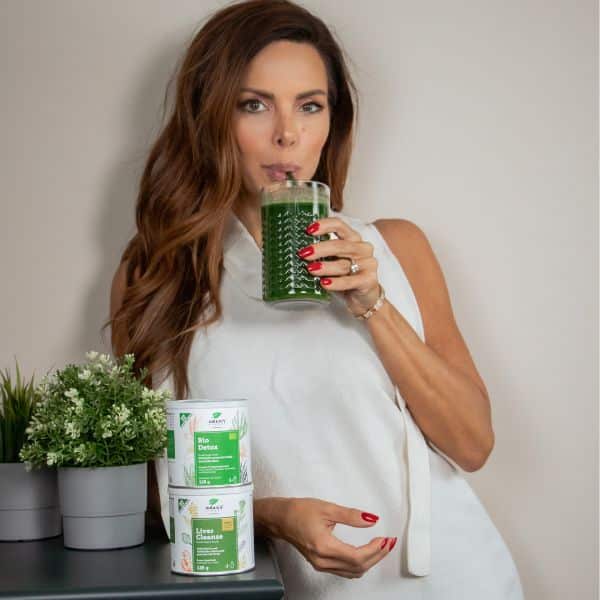 Nikolina Pisek, TV voditeljica i glumica